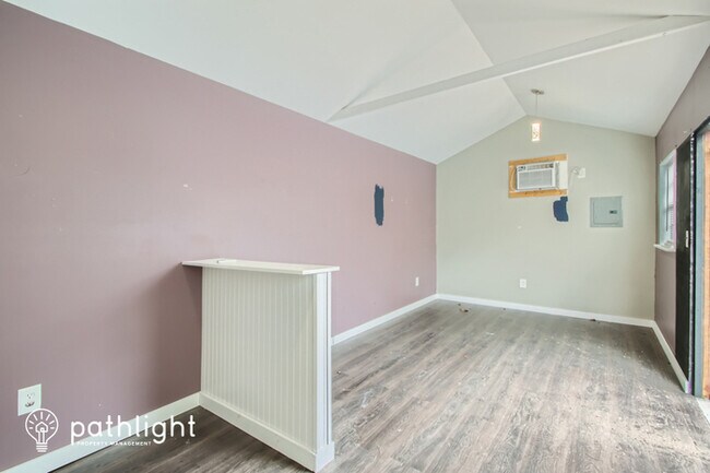 Foto del edificio - 4052 Port Cleburne Lane