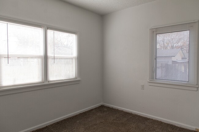 Building Photo - 717 NW 2nd St