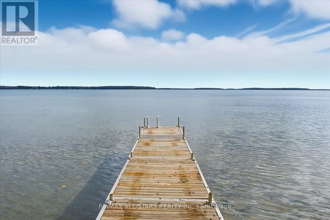 Building Photo - 2999 Lakeside Dr