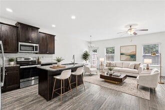 Building Photo - 7134 Gladstone Cir
