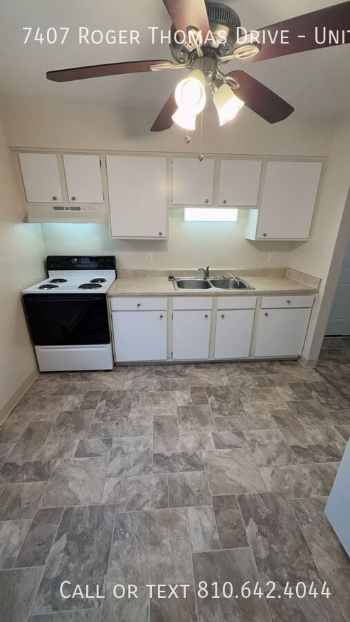 Foto del edificio - 7407 Roger Thomas Dr