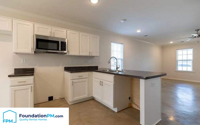 Foto del edificio - 2502 Sl Henry St