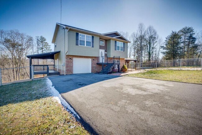 Foto del edificio - 375 Ridgeway Rd
