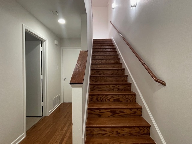 Building Photo - 916 Magnolia Grn
