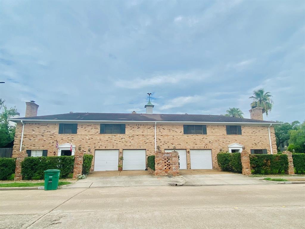 Primary Photo - 2110 Potomac Dr