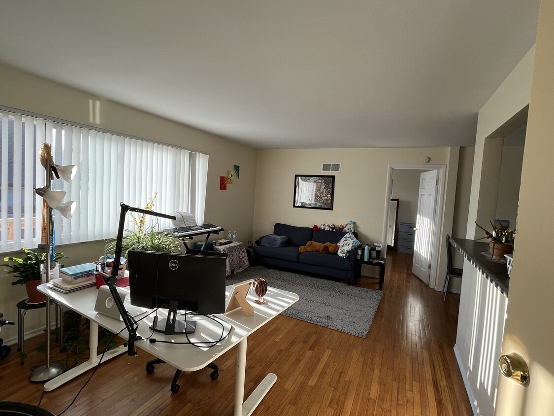 9490 Olive Blvd Unit 1, Olivette, MO 63132 Apartments in Olivette, MO