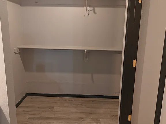 Foto del edificio - 1040 Iola Ave