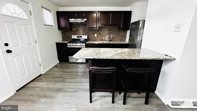 Foto del edificio - 1549 S 8th St