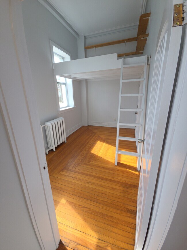 Photo du bâtiment - 2213 Brunswick St