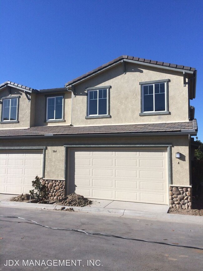 Building Photo - 3150-3170 Bancroft Dr