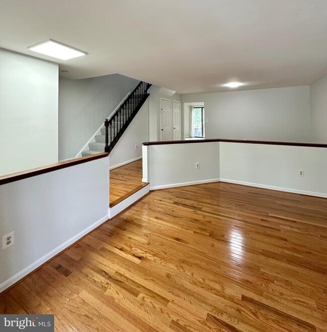 Building Photo - 2868 Kelly Square