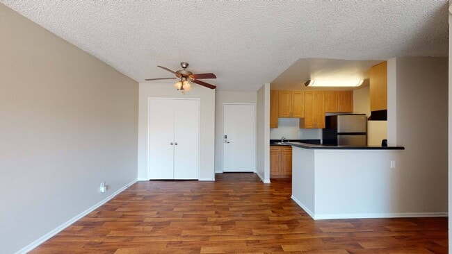 Interior Photo - Huntington Vista