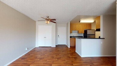 Interior Photo - Huntington Vista