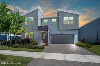 Building Photo - 14119 SW Safi Ter