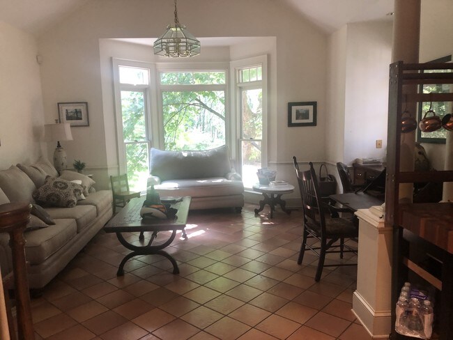 Foto del edificio - 50 Tradd Rd