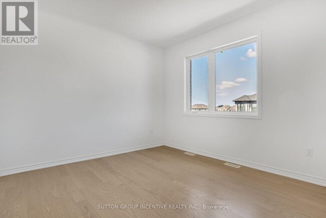 Building Photo - 59 Suzuki St