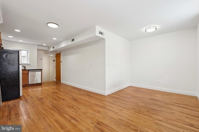 Foto del edificio - 1538 Christian St