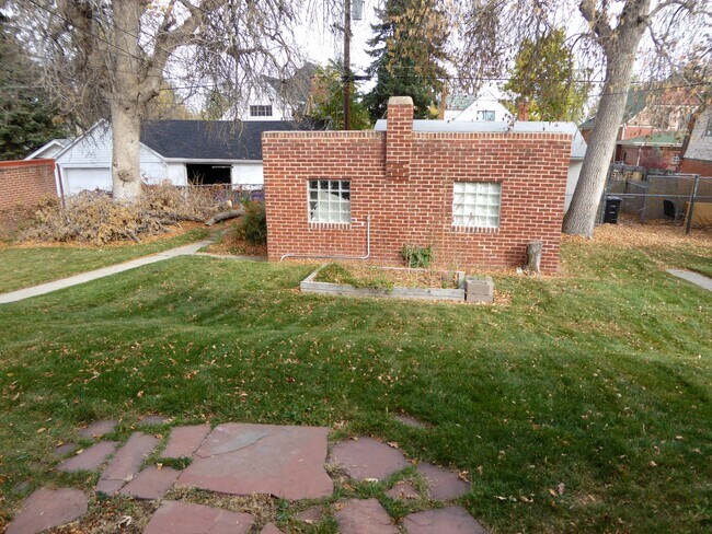 Foto del edificio - 3262 Stuart St