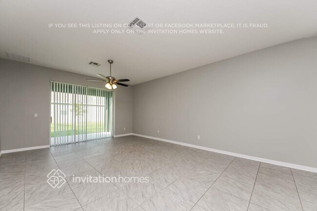 Foto del edificio - 3930 Wind Dancer Cir