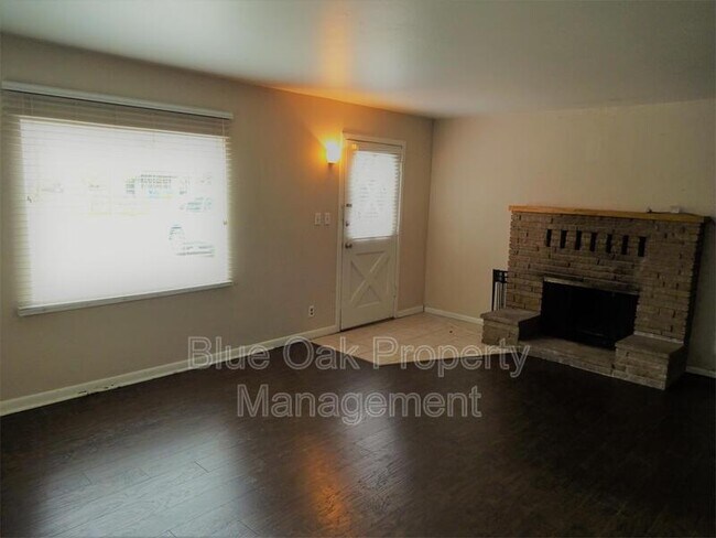 Foto del edificio - 1187 Warner St
