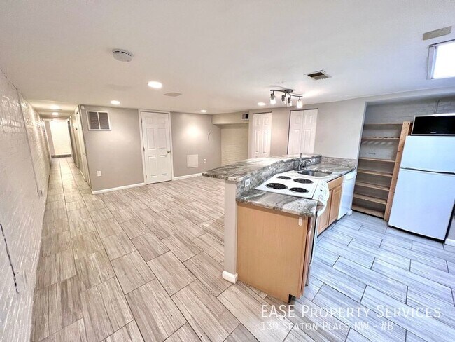 Building Photo - 130 Seaton Pl NW
