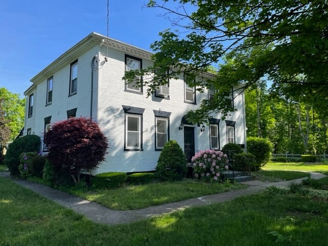 Foto del edificio - 69 Maple St