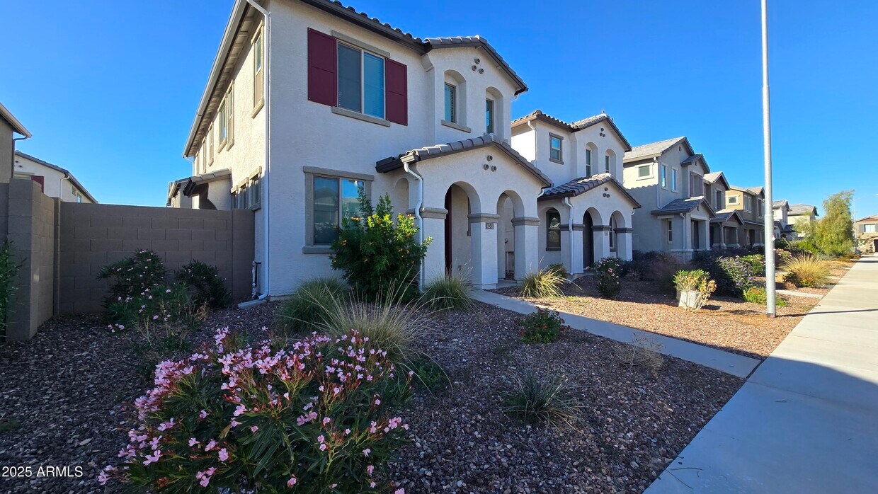 Foto principal - 4242 S 58th Dr