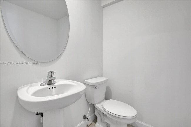 Foto del edificio - 20492 NW 4th Ave