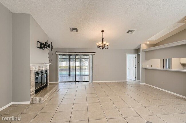 Building Photo - 5 br, 2 bath House - 11327 Rainbow Woods Loop