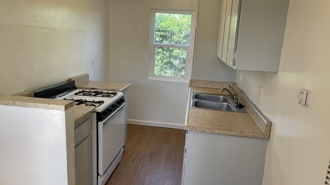 Building Photo - 7732 Chapman Ave