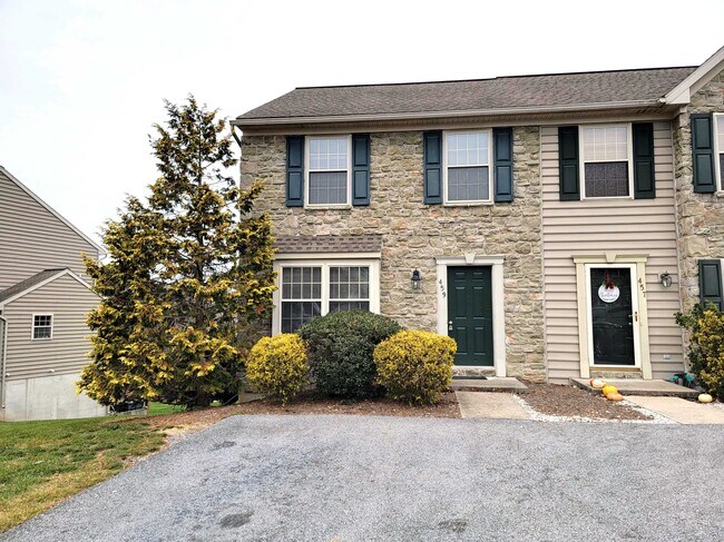 Building Photo - 459 Indian Rock Cir