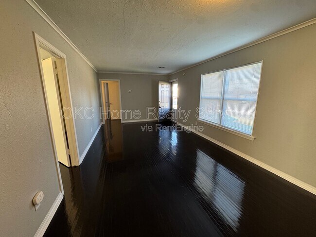 Foto del edificio - 1516 Park Cir