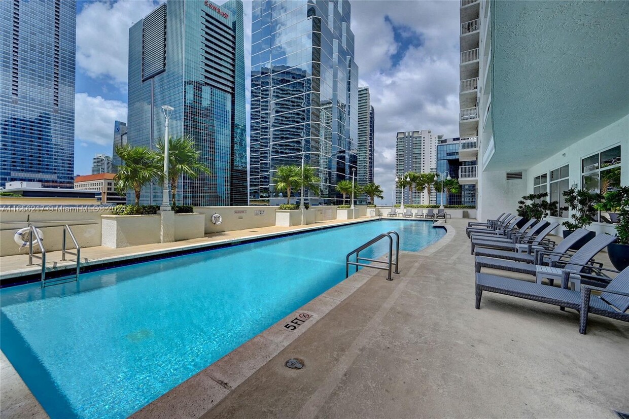 Foto principal - 1200 Brickell Bay Dr