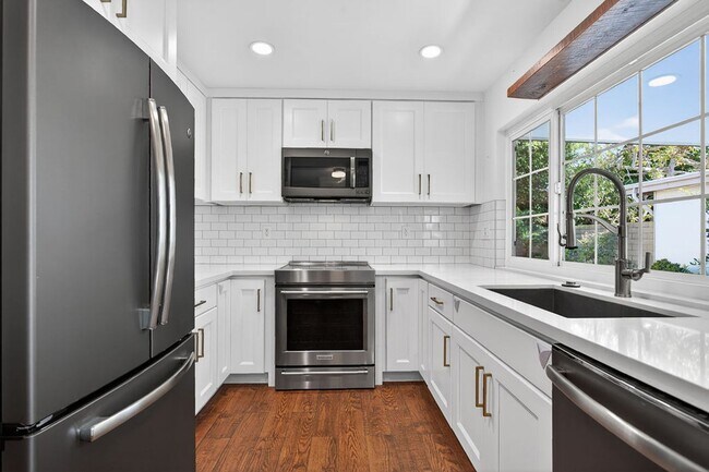 Foto del edificio - Sought After Mesa Verde Home