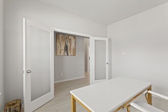 Building Photo - 14615 Olive Sparrow Ln