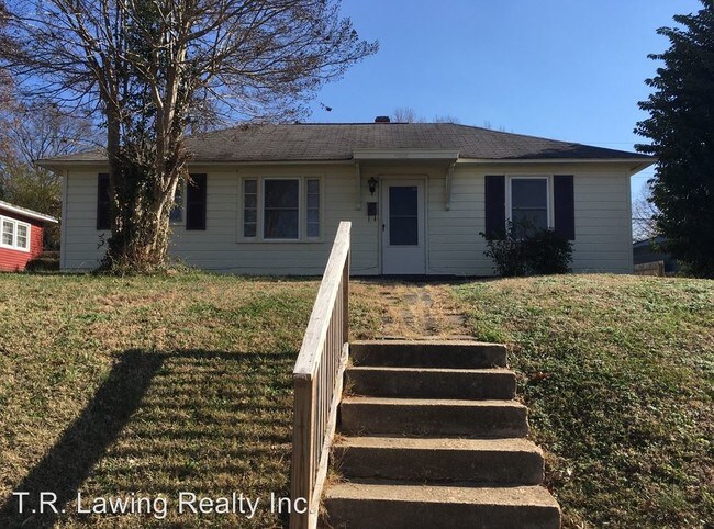 Building Photo - 2 br, 1 bath House - 2012 Double Oaks Road