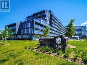 Building Photo - 3210 Dakota Cmn