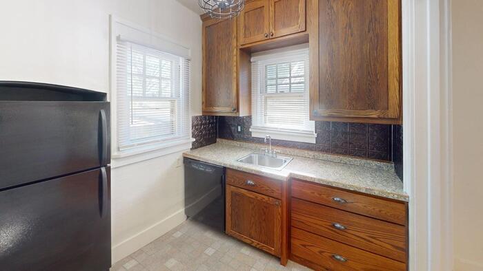 Foto principal - 611 N 2nd St