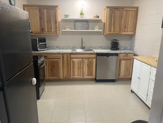 Foto del edificio - 135 Acoma Blvd N