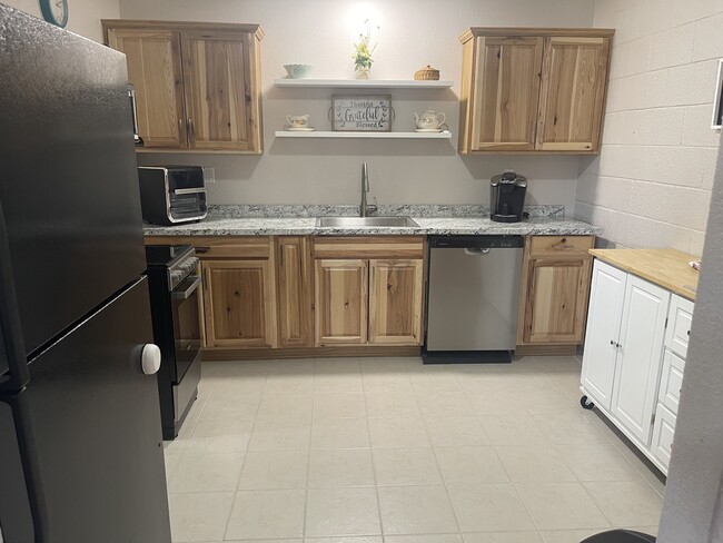 Building Photo - 135 Acoma Blvd N