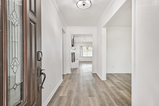 Foto del edificio - 212 E Castle Harbour Dr