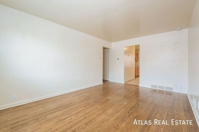 Foto del edificio - 4531 E Yale Ave