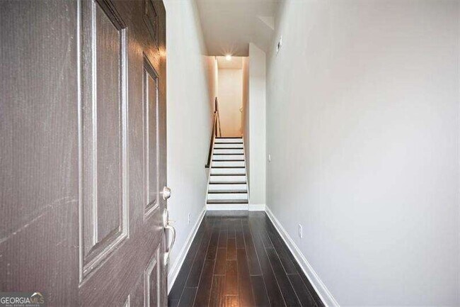 Foto del edificio - 1505 Slopeside Loop SE