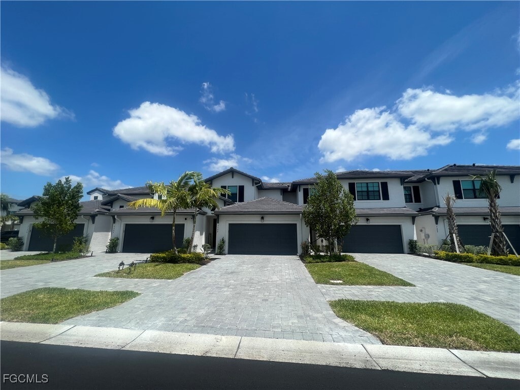 Primary Photo - 7584 Carnegie Way