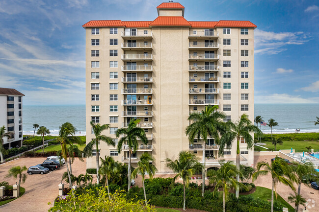 Vanderbilt Shores (Barcelona & Seville) - Apartments In Naples, FL ...