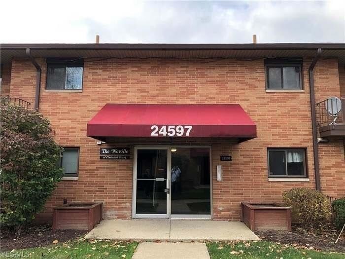 24597 Clareshire Dr Unit 204, North Olmsted, OH 44070 Condo for Rent