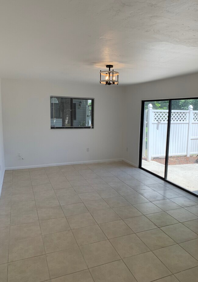 Building Photo - 7724 Tamara Lee Ct