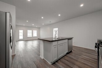 Building Photo - 5619 Vintage Oakmont Dr