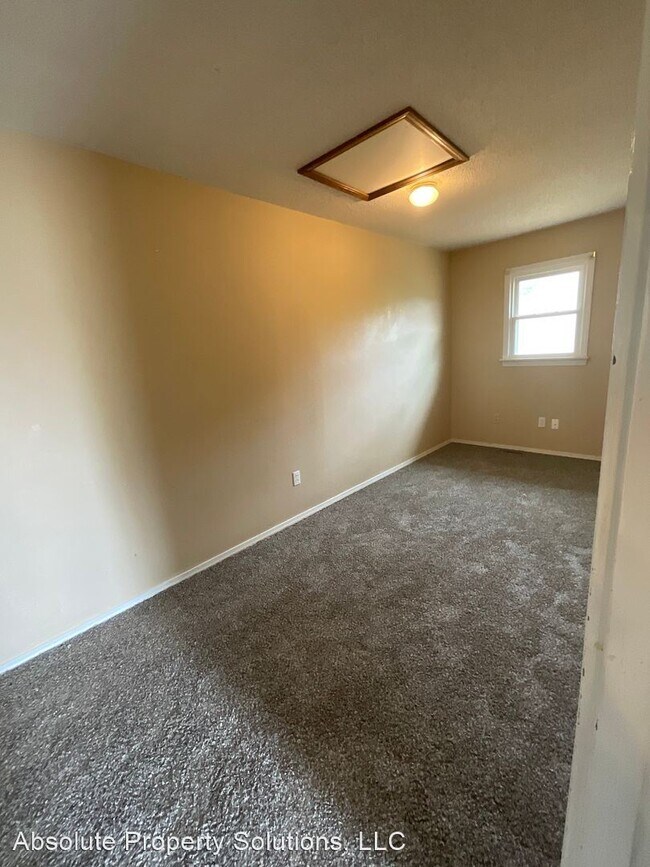 Building Photo - 4 br, 2 bath House - 4066 S Meadowlark Dr
