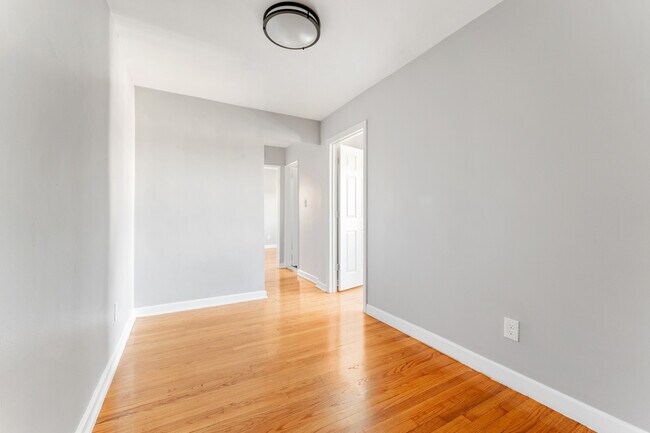 Foto del edificio - 836 Jersey Ave